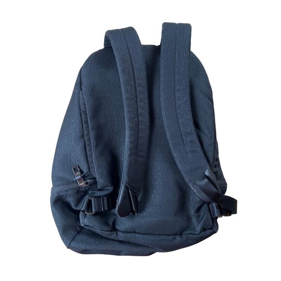 lululemon cruiser duffle bag 50l Cruiser Duffle Bag Lululemon 50l